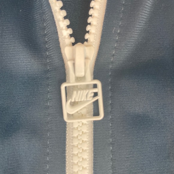 Nike Navy Performance Jacket with White Accents - Picture 5 of 12